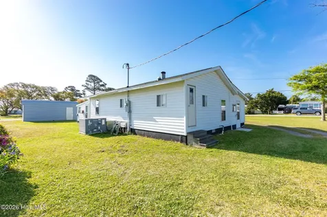 187 Mullens Drive Harkers Island NC 28531