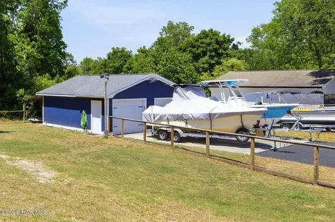 710 Hughes Road Hampstead NC 28443