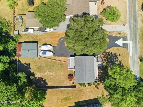 710 Hughes Road Hampstead NC 28443