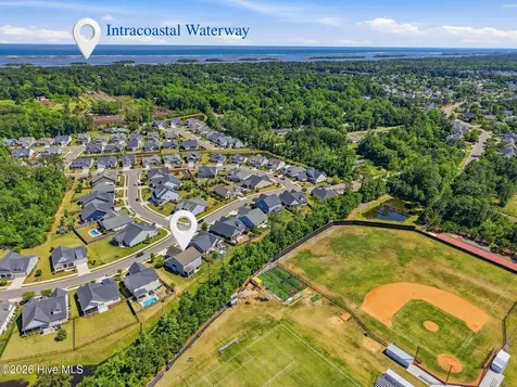 5732 Brown Pelican Lane Wilmington NC 28409