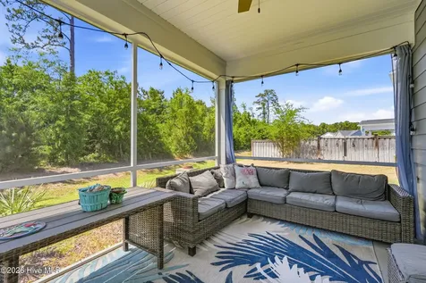 5732 Brown Pelican Lane Wilmington NC 28409