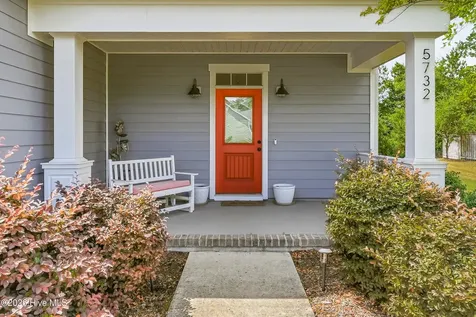 5732 Brown Pelican Lane Wilmington NC 28409