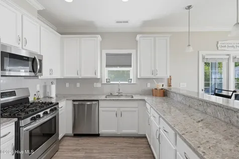 5732 Brown Pelican Lane Wilmington NC 28409