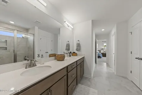 362 Summer Wind Way Aberdeen NC 28315