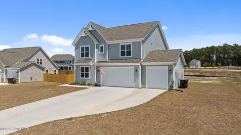 362 Summer Wind Way Aberdeen NC 28315