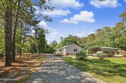 503 Groves Point Drive Hampstead NC 28443