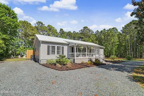 503 Groves Point Drive Hampstead NC 28443