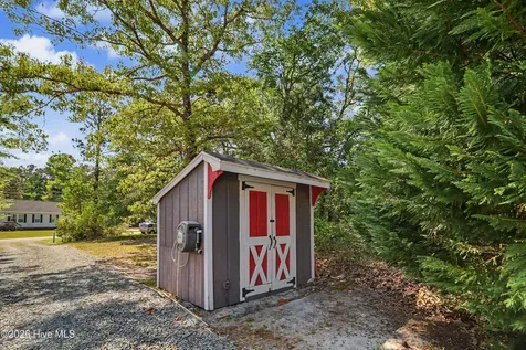503 Groves Point Drive Hampstead NC 28443