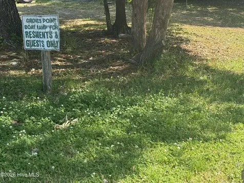 503 Groves Point Drive Hampstead NC 28443