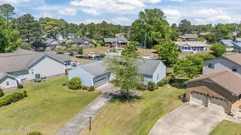 6007 Stern Court New Bern NC 28560