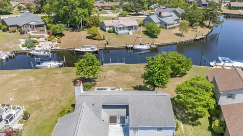 6007 Stern Court New Bern NC 28560