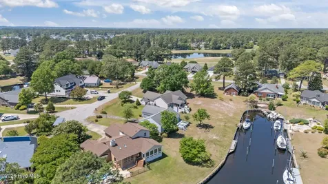 6007 Stern Court New Bern NC 28560