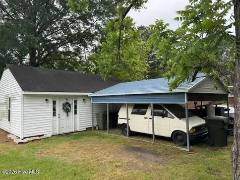 1706 Nash Street N Wilson NC 27893