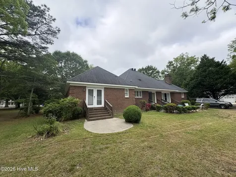 1706 Nash Street N Wilson NC 27893