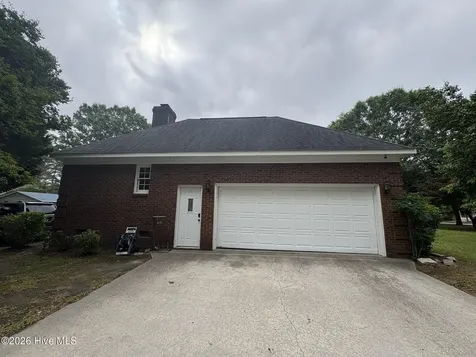 1706 Nash Street N Wilson NC 27893