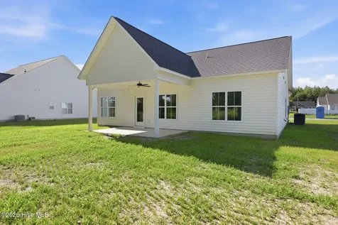 319 Mangrove Court Ayden NC 28513