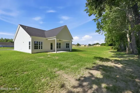 319 Mangrove Court Ayden NC 28513