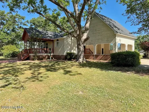 2496 N Nc 24 Highway Beulaville NC 28518