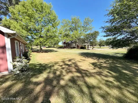 2496 N Nc 24 Highway Beulaville NC 28518