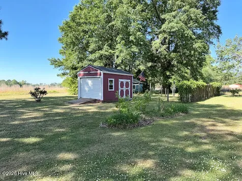 2496 N Nc 24 Highway Beulaville NC 28518