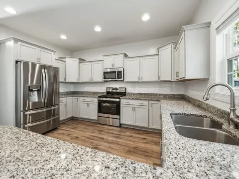 519 White Shoal Way Sneads Ferry NC 28460