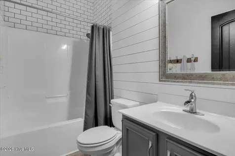 121 Buckhaven Drive Richlands NC 28574