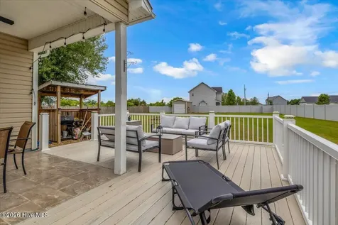 121 Buckhaven Drive Richlands NC 28574