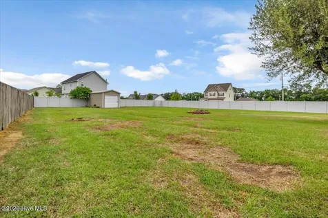 121 Buckhaven Drive Richlands NC 28574