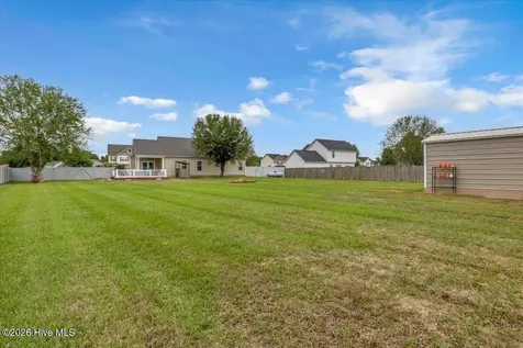 121 Buckhaven Drive Richlands NC 28574