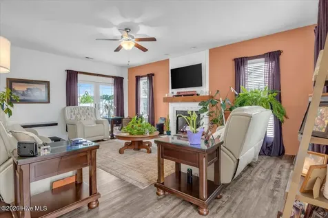 121 Buckhaven Drive Richlands NC 28574