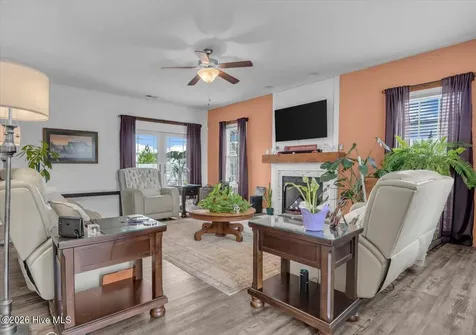 121 Buckhaven Drive Richlands NC 28574