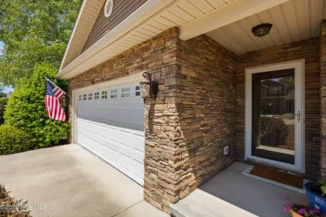 114 Lightwater Drive Aberdeen NC 28315