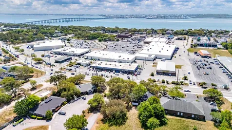 3014 Bridges Street Morehead City NC 28557
