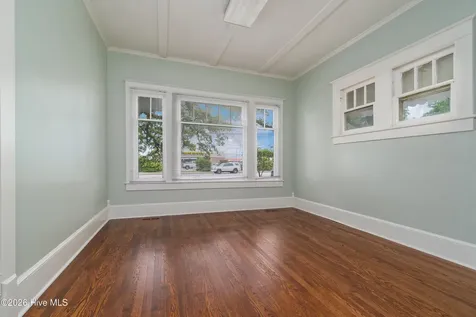 3014 Bridges Street Morehead City NC 28557