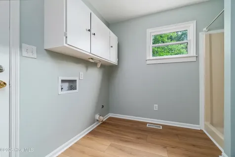 3014 Bridges Street Morehead City NC 28557