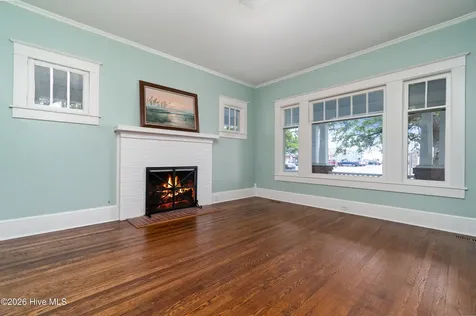 3014 Bridges Street Morehead City NC 28557