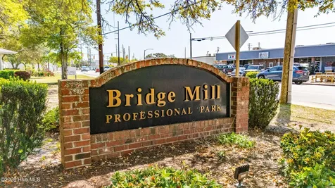 3014 Bridges Street Morehead City NC 28557