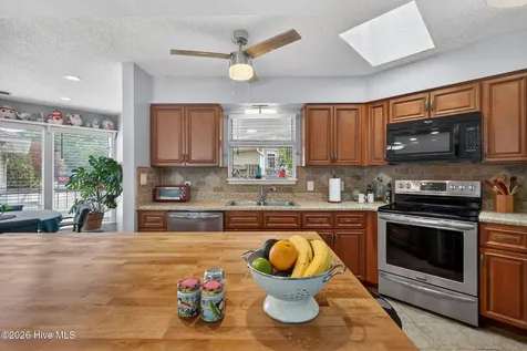 129 Red Bird Lane Hampstead NC 28443