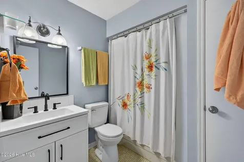 129 Red Bird Lane Hampstead NC 28443