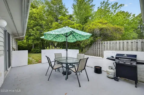 129 Red Bird Lane Hampstead NC 28443