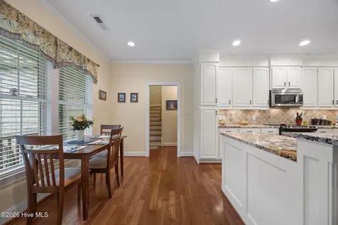 102 Travis Drive Beaufort NC 28516
