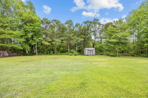 102 Travis Drive Beaufort NC 28516