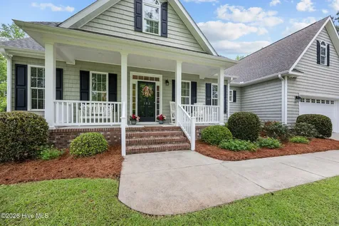102 Travis Drive Beaufort NC 28516