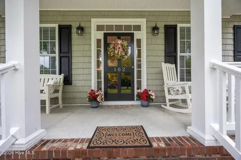 102 Travis Drive Beaufort NC 28516