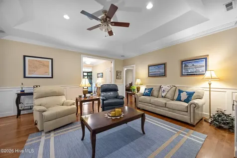 102 Travis Drive Beaufort NC 28516