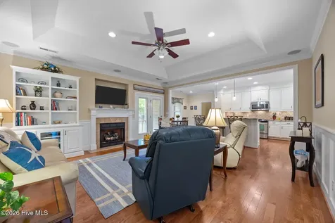 102 Travis Drive Beaufort NC 28516