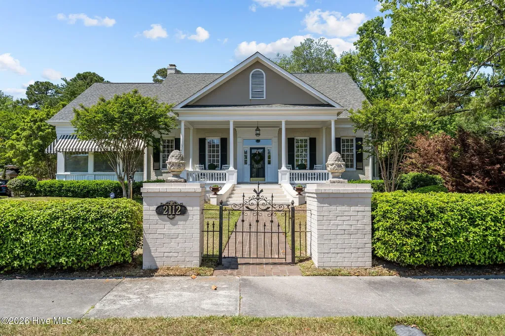 2112 Ascott Place Wilmington NC 28403