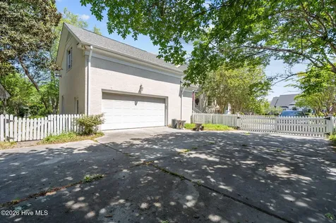 2112 Ascott Place Wilmington NC 28403