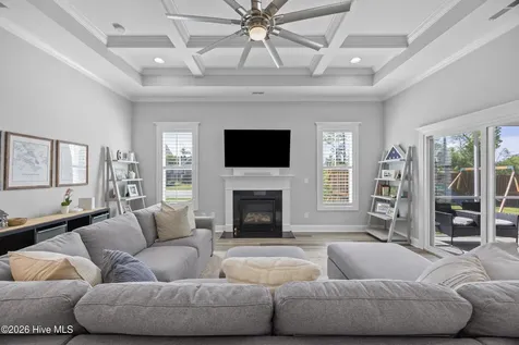 11 Tilloo Cut Way Hampstead NC 28443