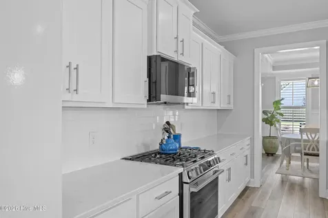 11 Tilloo Cut Way Hampstead NC 28443
